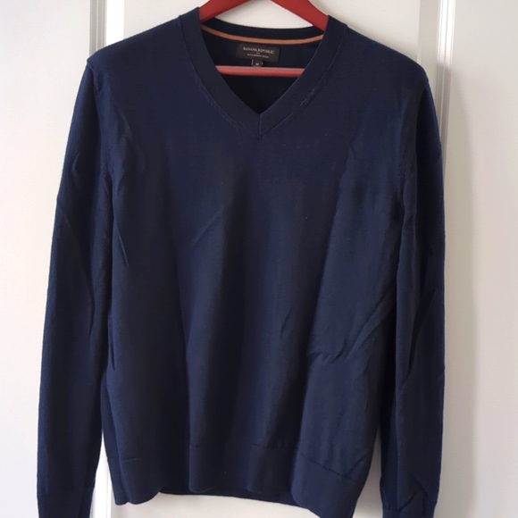 Banana Republic Blue sweater medium - Picture 1 of 6
